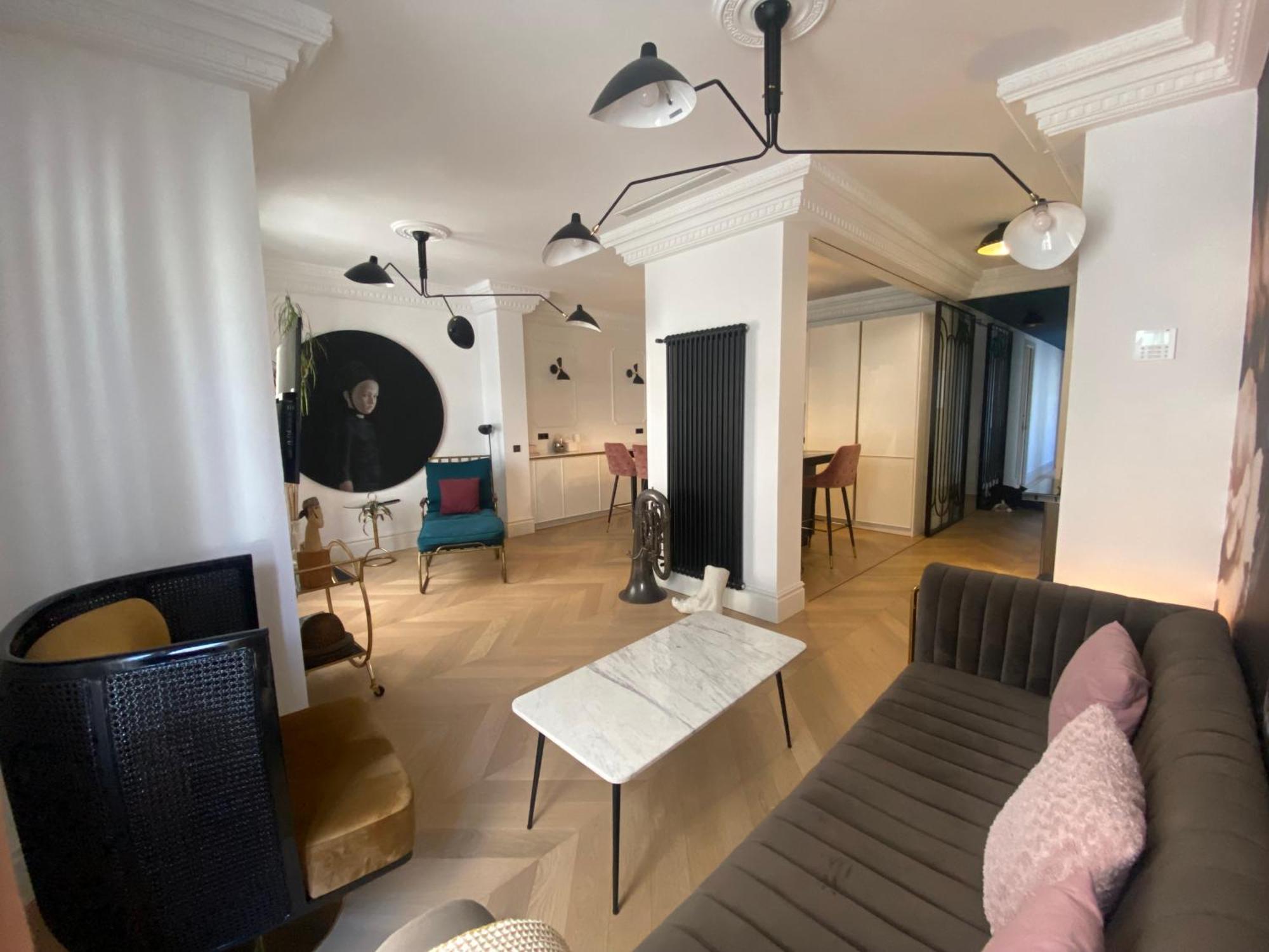 Luxury Apartment In Gran Via マドリード エクステリア 写真