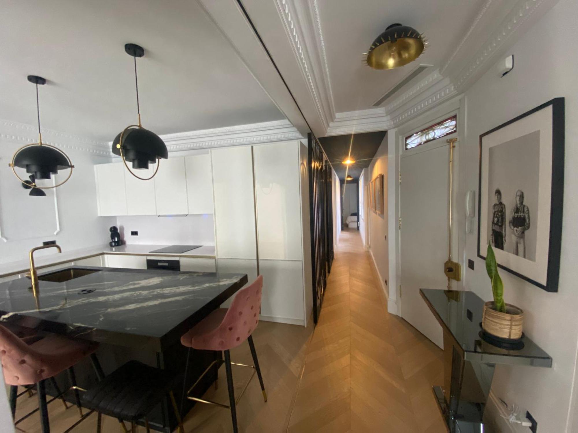 Luxury Apartment In Gran Via マドリード エクステリア 写真